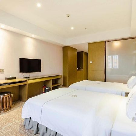 Lnsail Hotel Shenzhen Luohu Port Railway Station Экстерьер фото