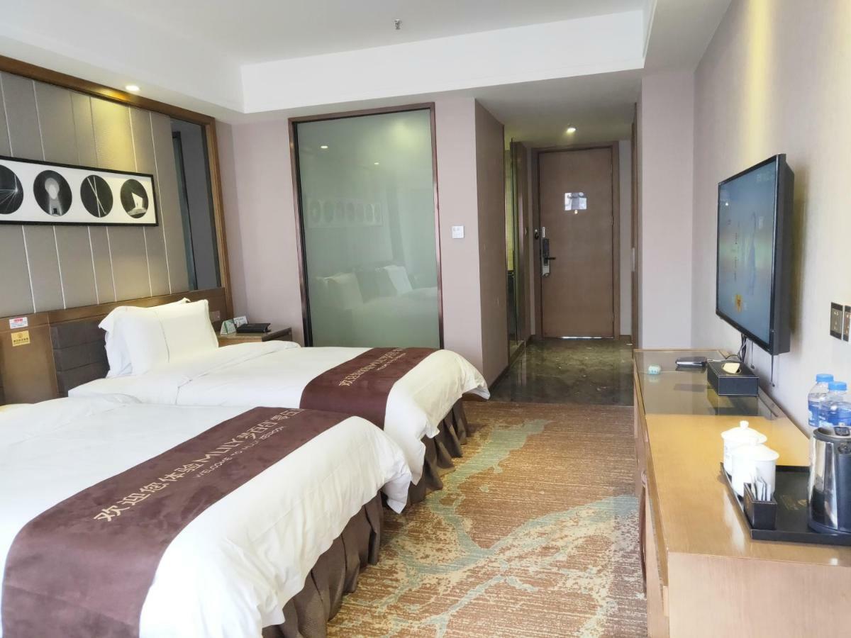 Lnsail Hotel Shenzhen Luohu Port Railway Station Экстерьер фото